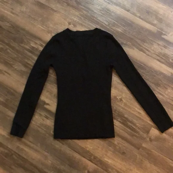 Tahari Sweatshirt - Picture 5 of 7